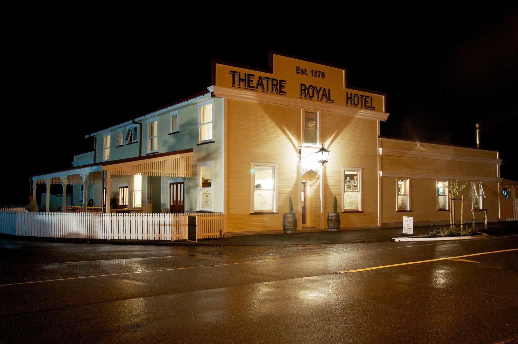 Theatre Royal Hotel Kumara Exterior foto